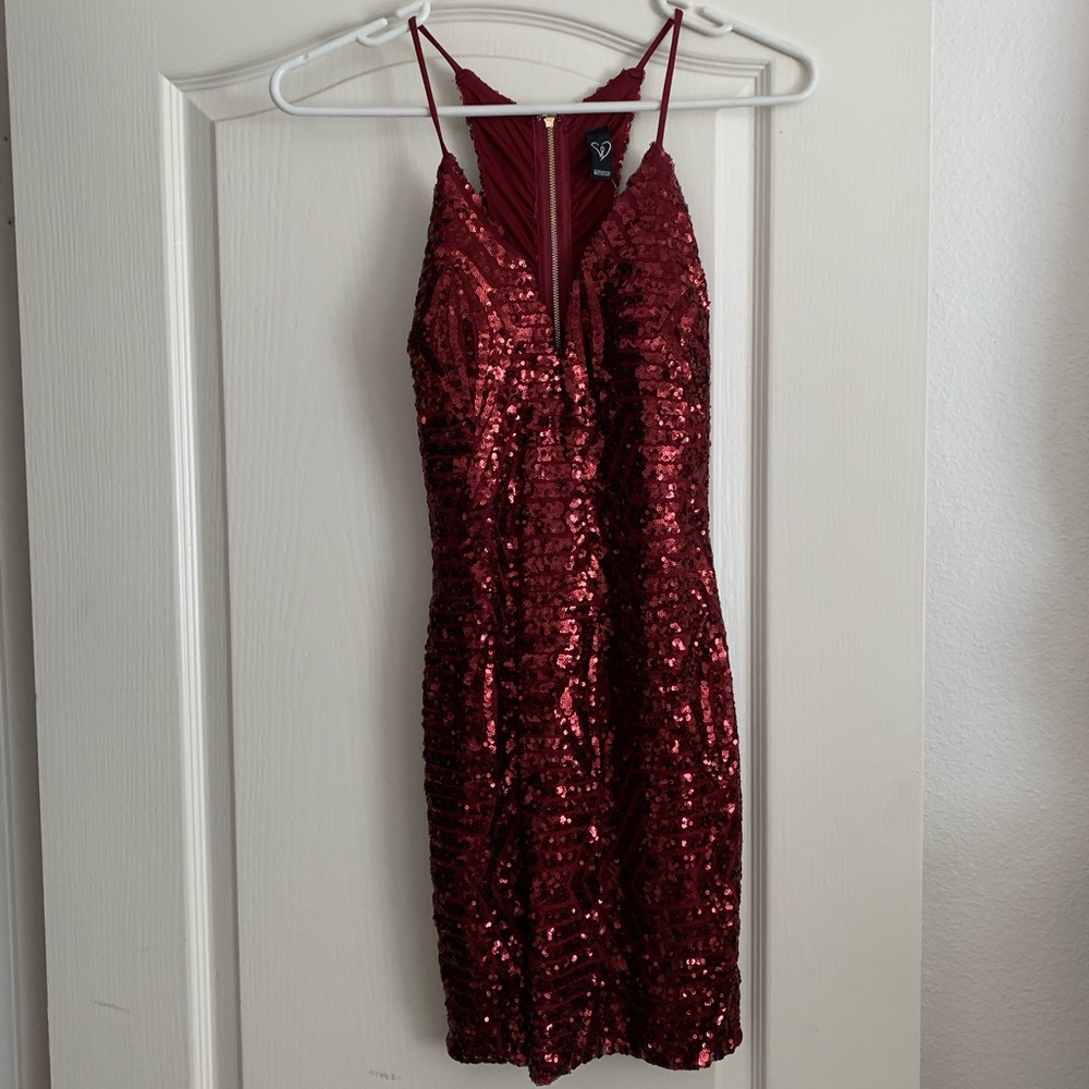 Windsor Burgendy sequence dress